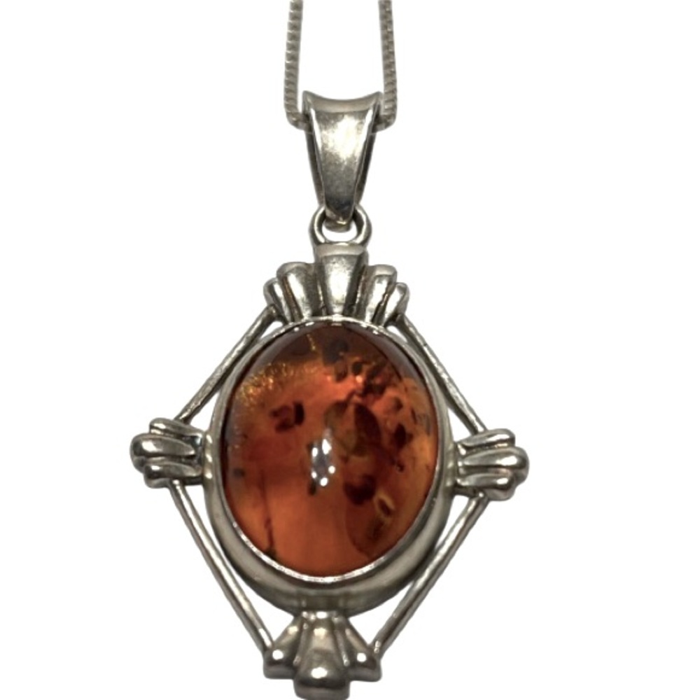 925 Sterling Silver and Baltic Amber Pendant Necklace.